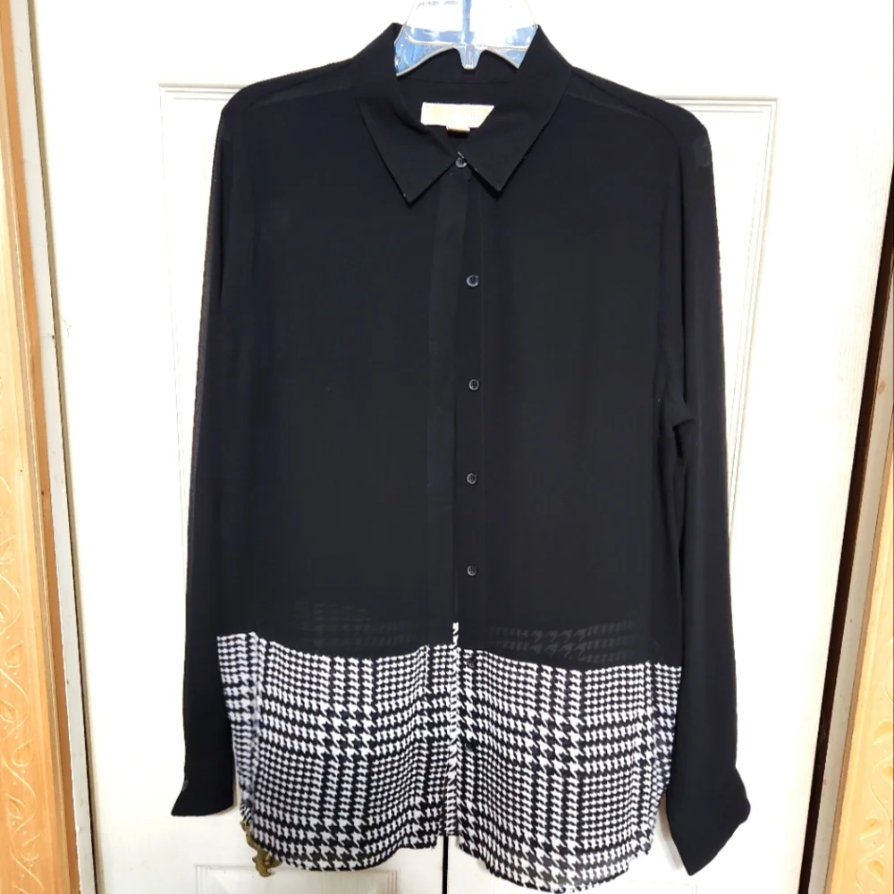 Michael Kors Black and White Button-Up Shirt - Picture 1 of 10